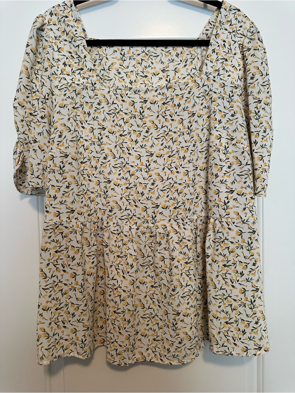 Floral Square-Neck Women's Blouse in Cream and Yellow
